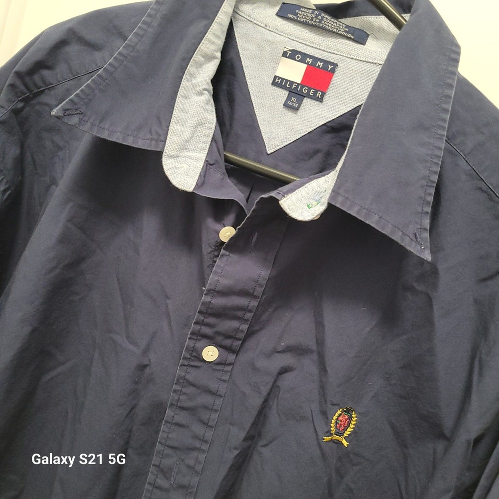 VTG Tommy Hilfiger Mens XL Navy Blue Crest Embroidered Cotton Button Down Shirt